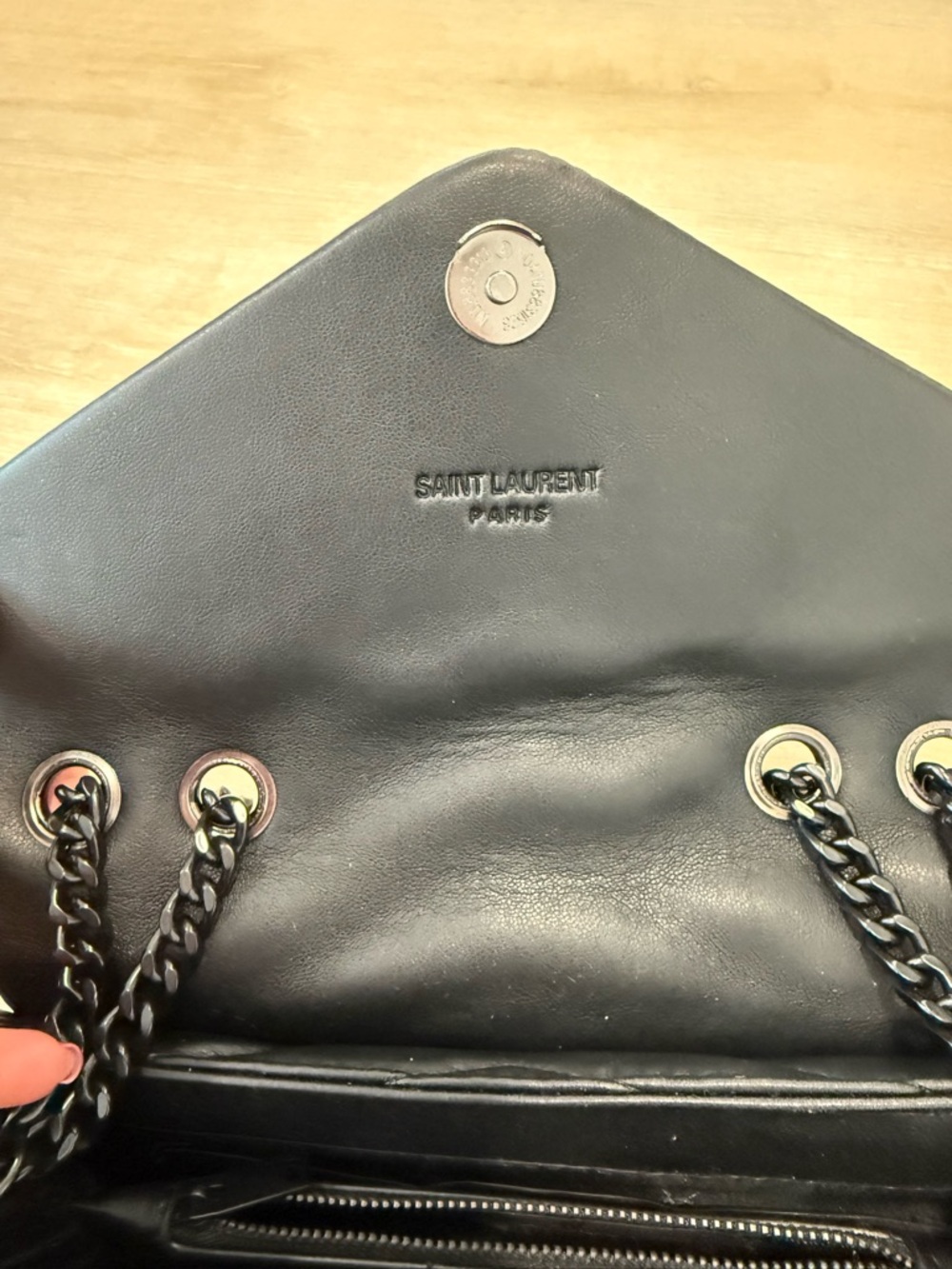 Saint Laurent Black Chevron Quilted Shoulder Bag with Matte YSL - Picture 4 of 6